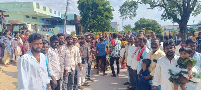 అంగరంగ వైభవంగా ముదిరాజుల బోనాల సంబరాలు  భక్తిశ్రద్ధలతో పెద్దమ్మ తల్లి, పోచమ్మ తల్లి బోనాలు